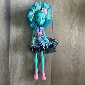 Monster High Honey Swamp Doll from Frights, Camera, Action!
